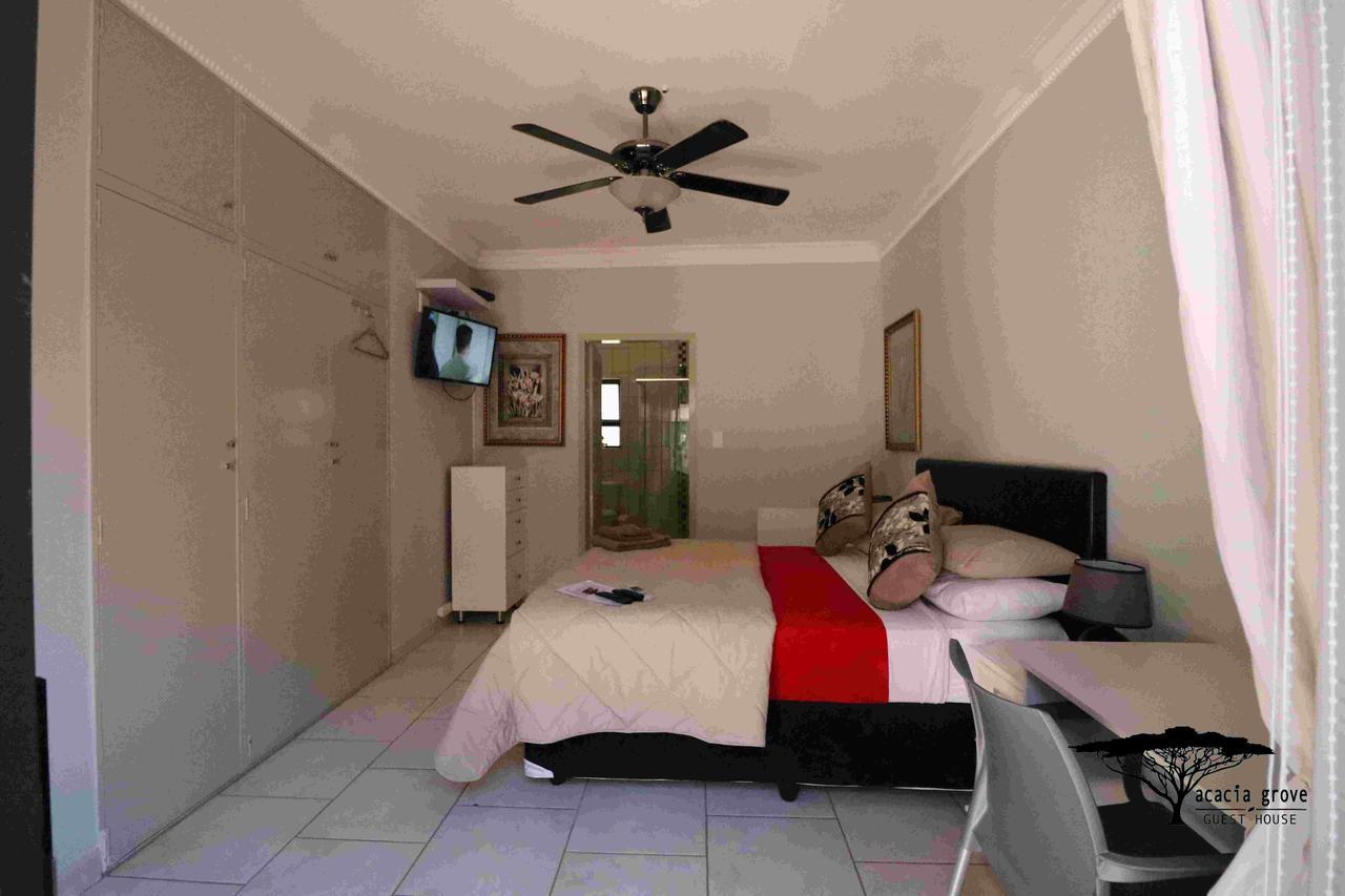 Acacia Grove Guest House Johannesburg Exterior foto